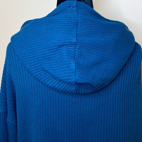 O’Neill Women’s Medium Knit Pullover Hoodie Front Pocket Cobalt Blue Sporty Cosy - Picture 4 of 7